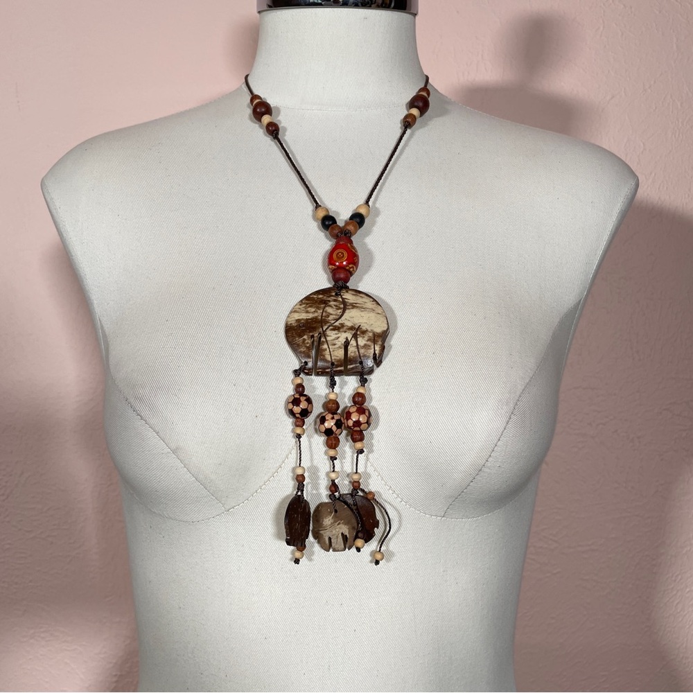 Vintage WOOD African Elephant Summer Boho Festival Maximalist Oversized Necklace - Picture 9 of 10